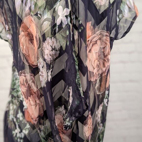 Love21 Sheer Floral Open Back Flowy Blouse - Picture 6 of 8